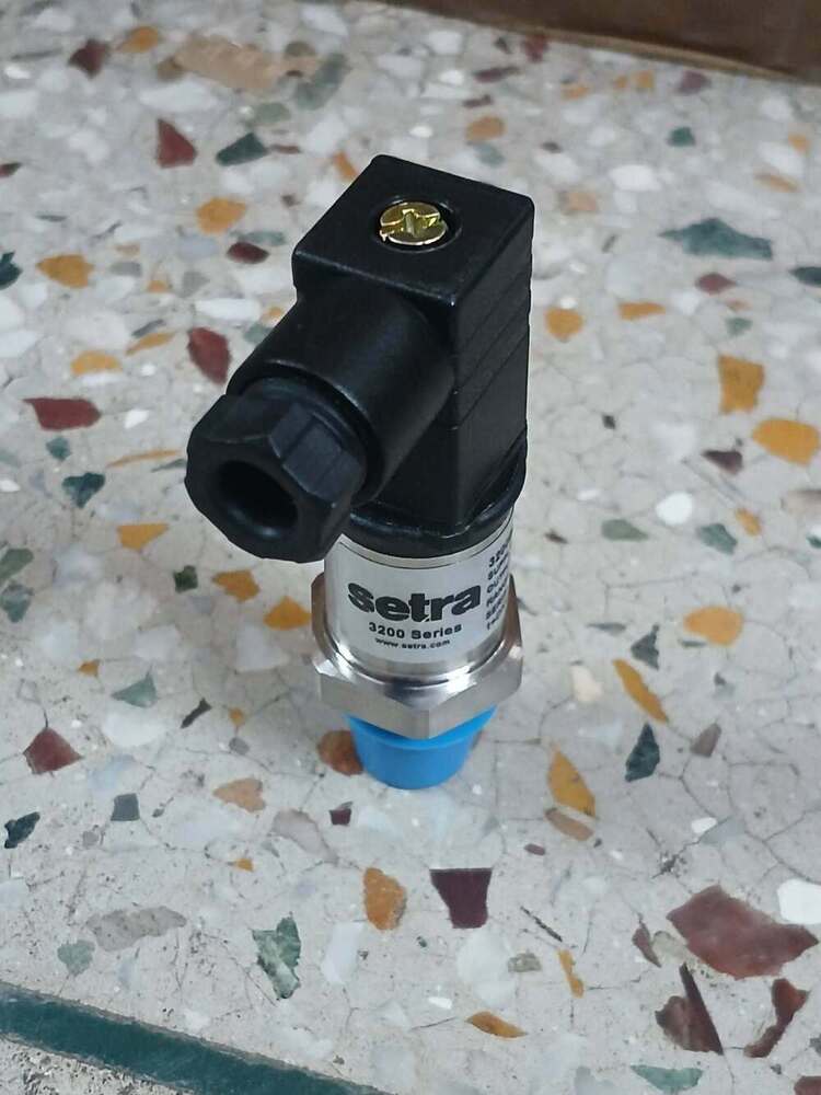 3100B0070G02B Setra Pressure Transmitter 0-70 Bar