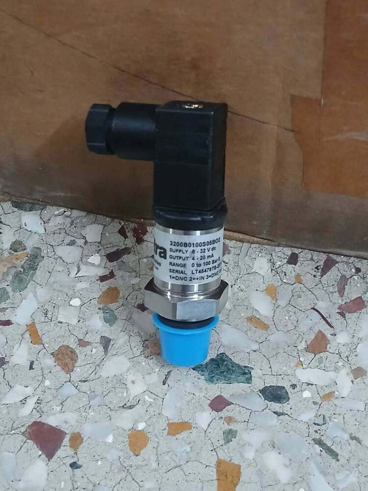3100B0070G02B Setra Pressure Transmitter 0-70 Bar