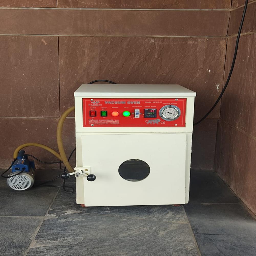 Vacuum Oven