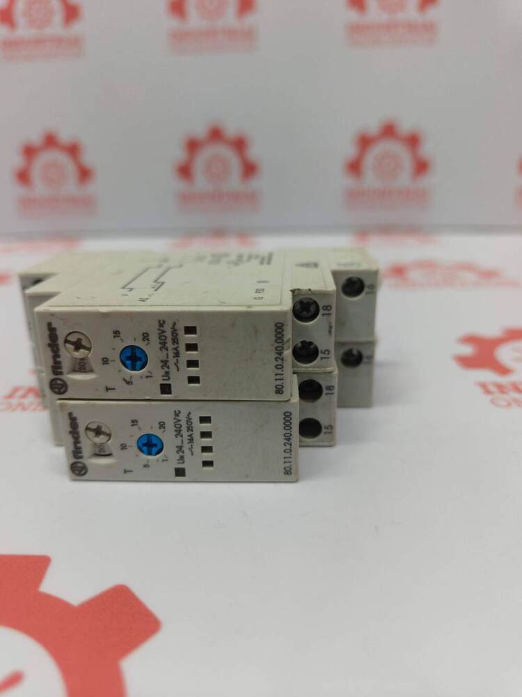 FINDER 80.11.0.240.0000  Highly Versatile, Multi-Voltage Modular Timer Relay