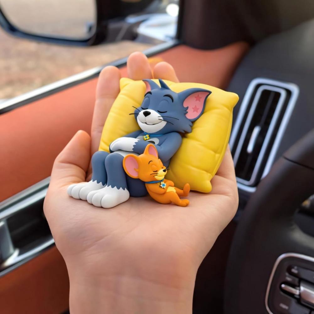 Tom And Jerry Decorative Resin Figurine