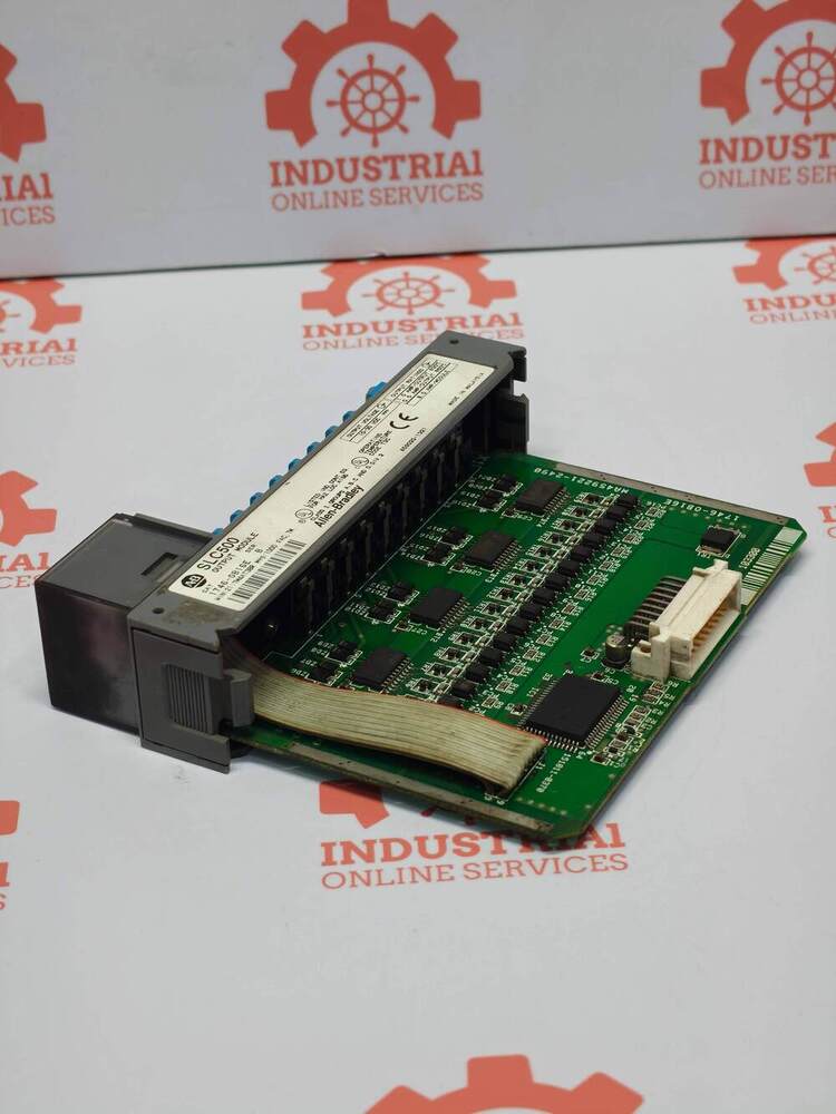 ALLEN BRADLEY 1746-OB16E 16-Channel Digital DC Source Output Module
