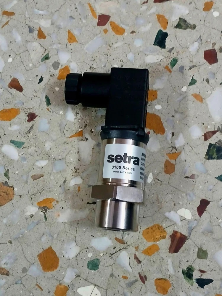 Setra 3100B0016C02B Pressure Transmitter 0-16 Bar