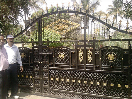 कास्ट आयरन गेट