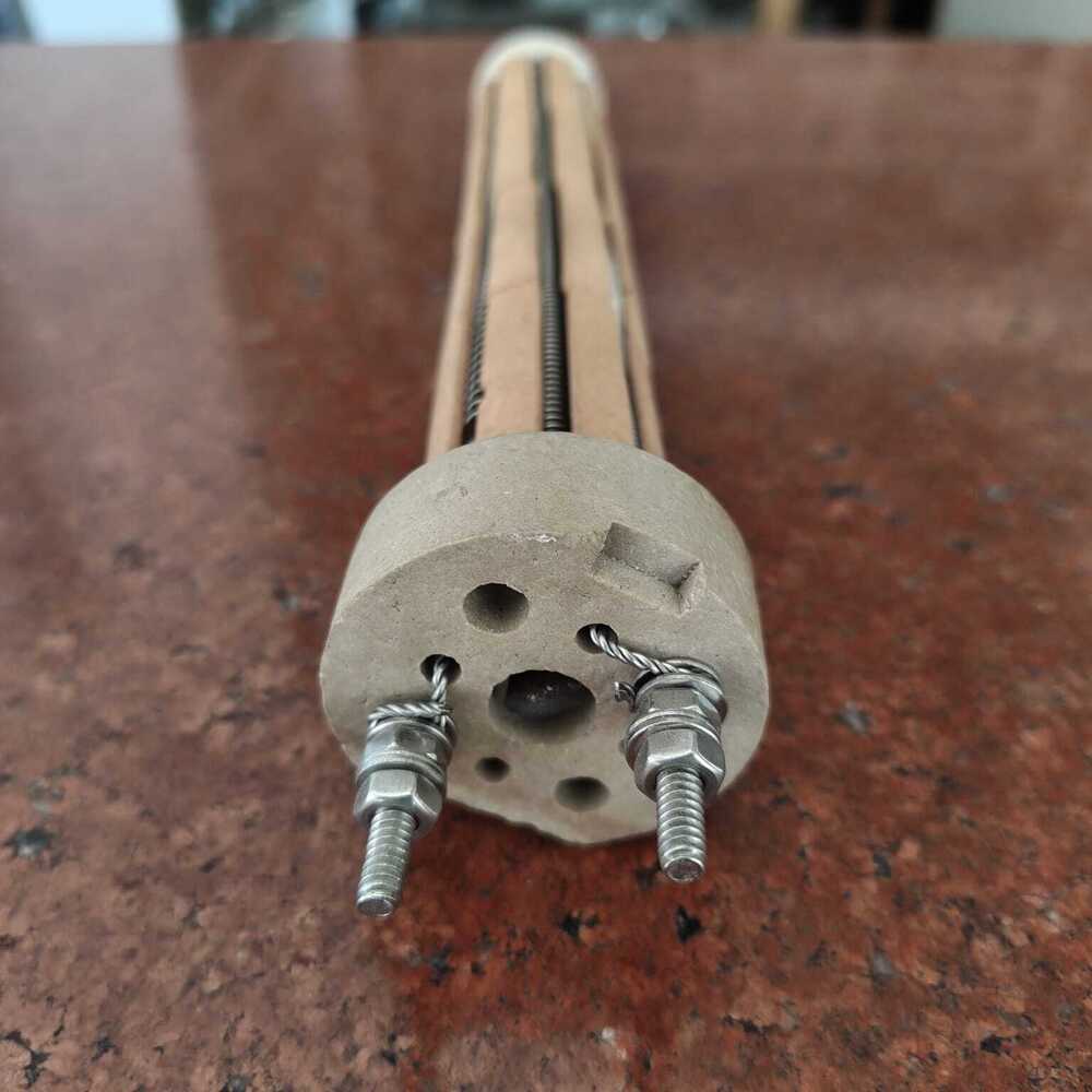 Ceramic bobbin heater
