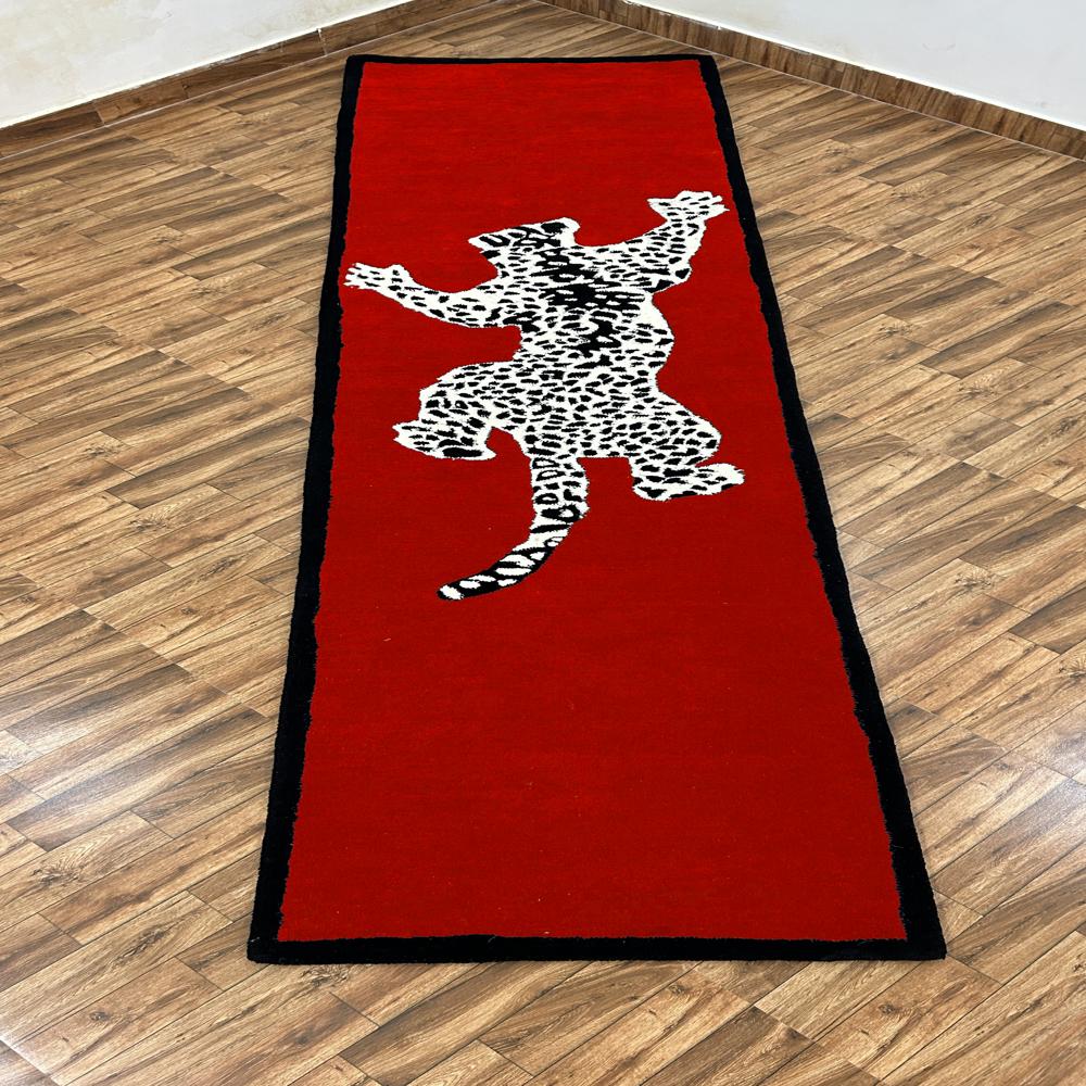 Red Leopard Printed Animal Tufted Wool Rug - Backing Material: Canvas Latex