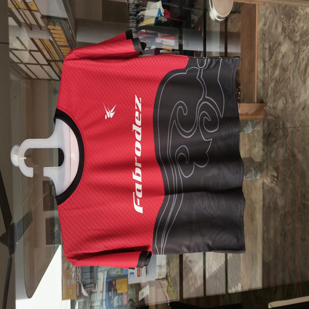 Round Neck T Shirt