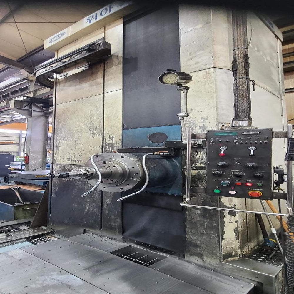 Wia Kbn-135 Cnc Table Type Horizontal Boring Machine