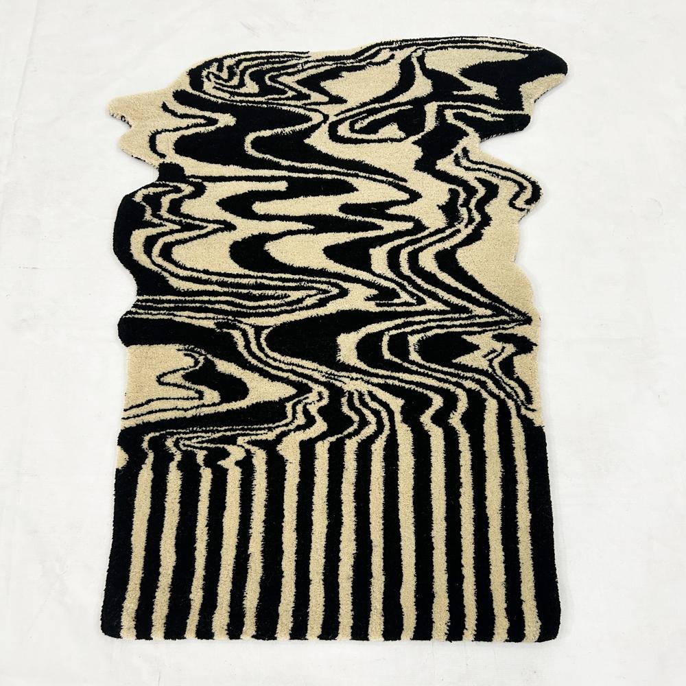 Melting Handmade Hand Tufted Wool Rug - Backing Material: Canvas Latex