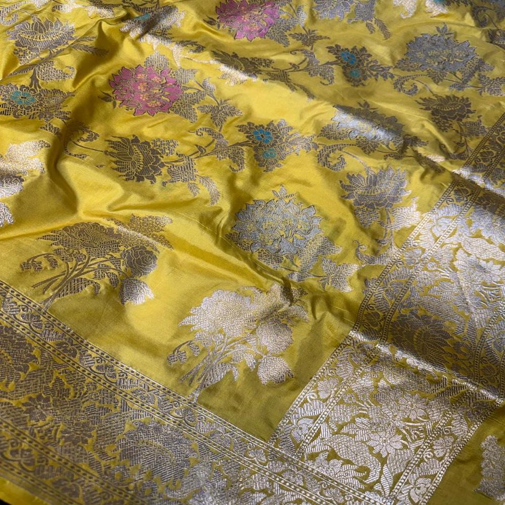 Kanak Aangan Meena Saree