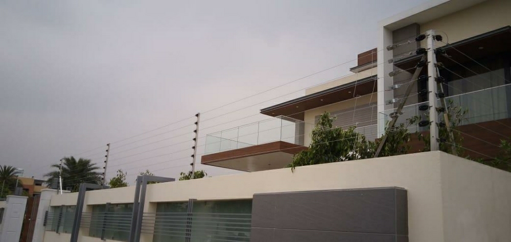 Wall Top Electric Fence