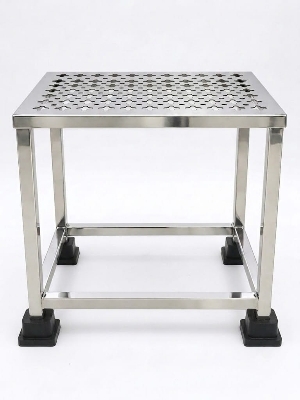 Ss Stools - Capacity: 500 Kgs