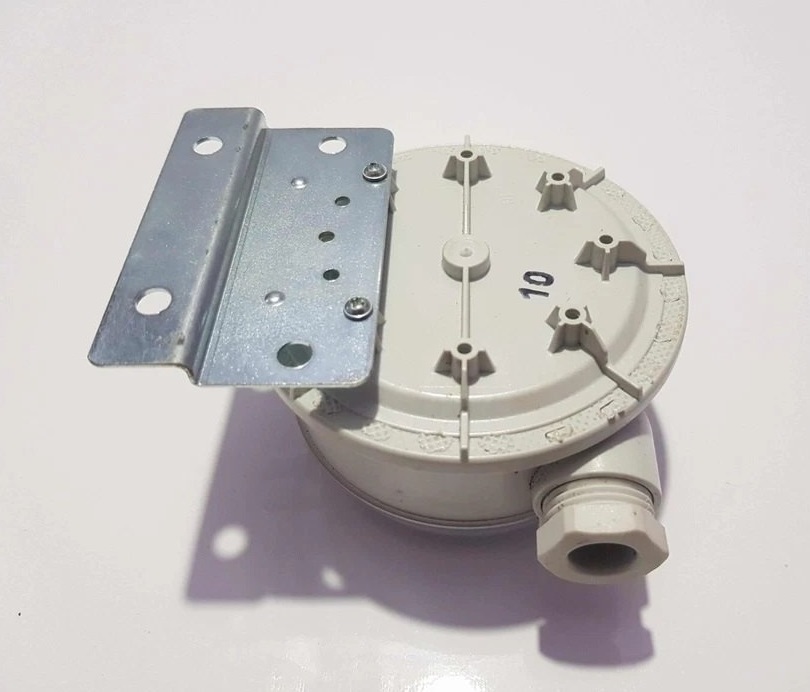 HUBA CONTROL 604.9500001 DIFFERENTIAL PRESSURE SWITCH 10-50 MBAR >>HUBA 604.9500001 Differential Pressure Switch