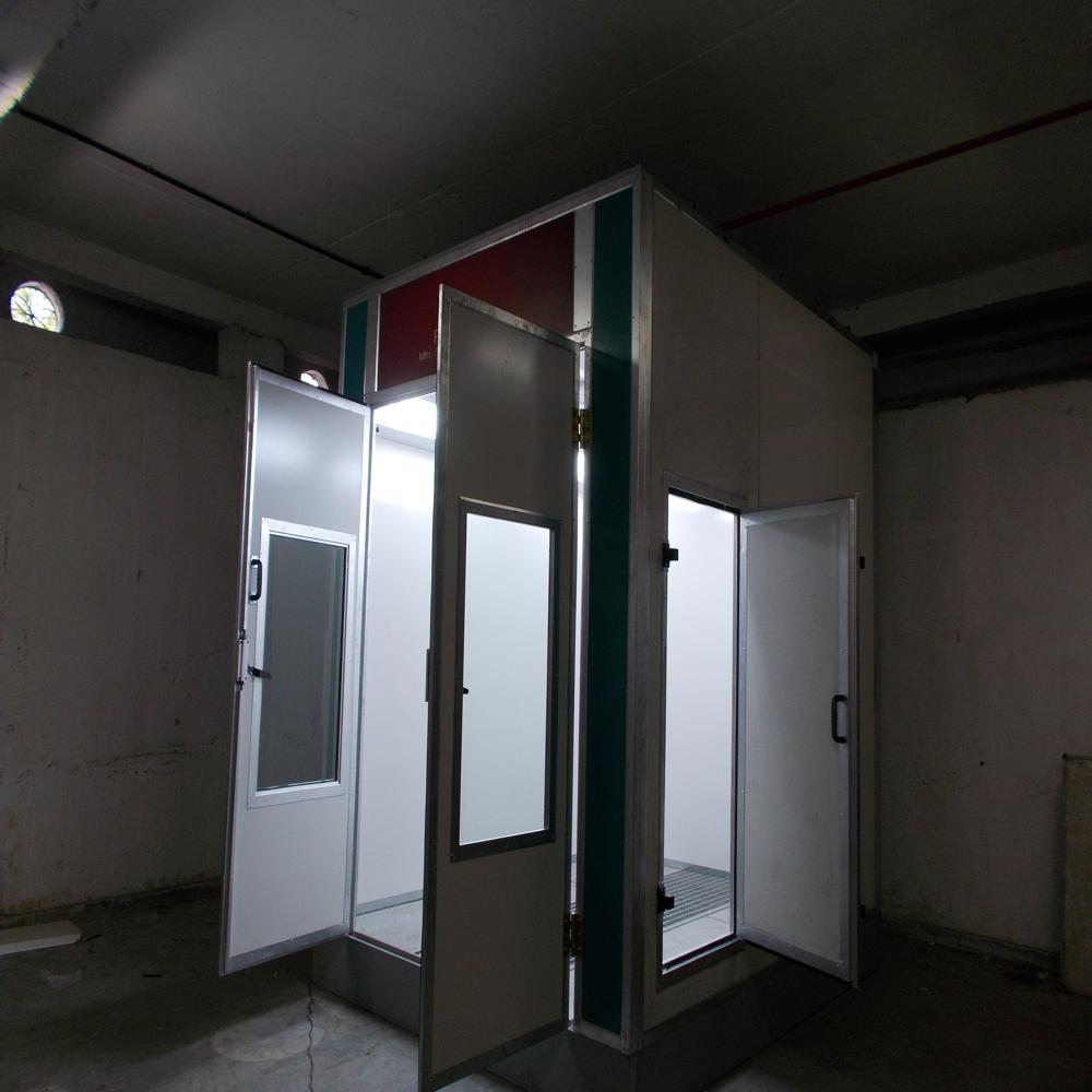 Commercial Two Wheeler Paint Booth