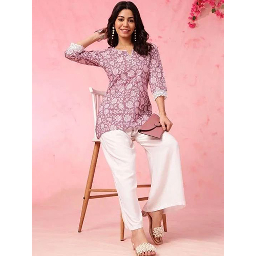 Womens Rayon Floral Printed Straight Short Kurti Set