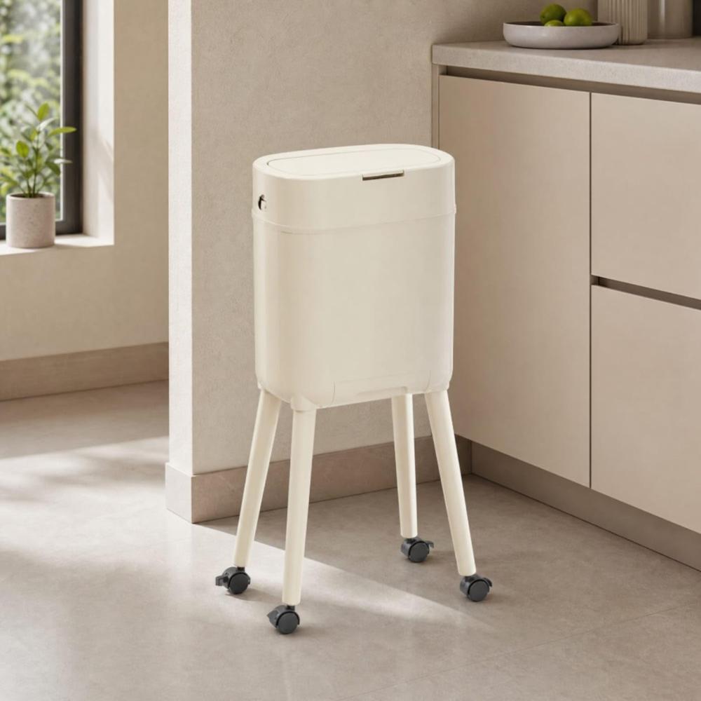 Plastic Waste Bin With Wheels