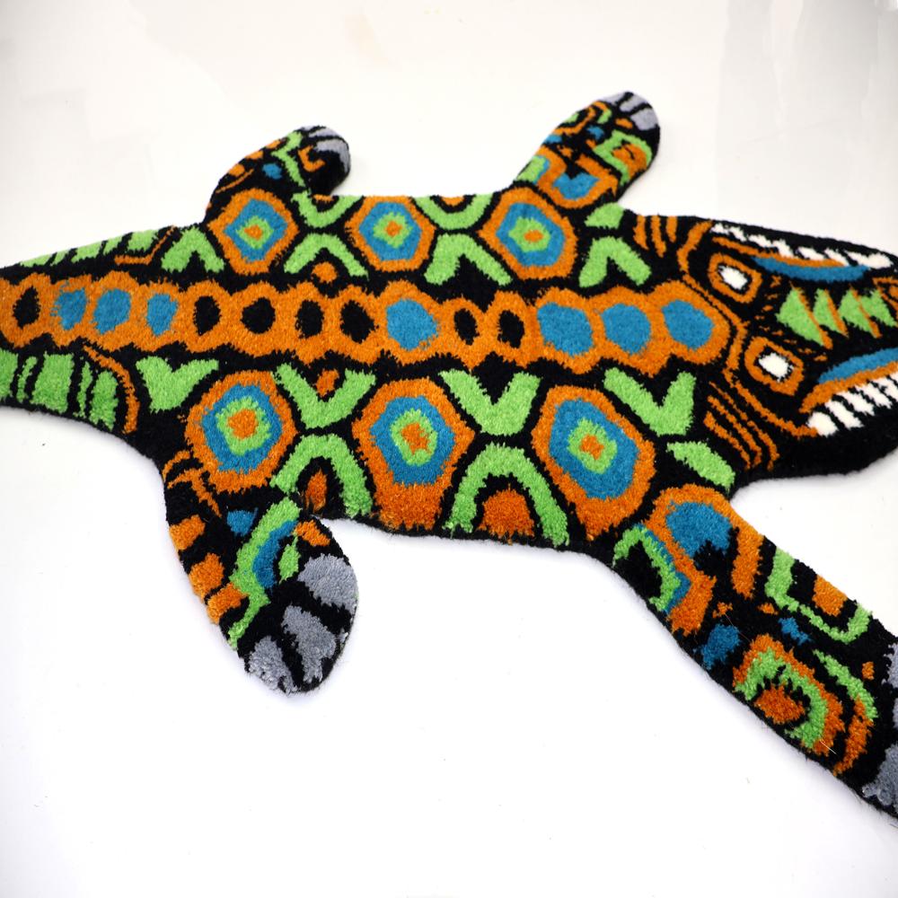 Handmade Wool Tufted Crocodile Rug Custom Animal Shaped Runner Carpet Modern Home Decor