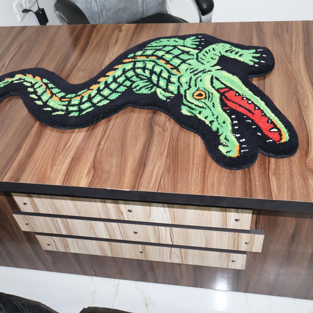 Handmade Wool Tufted Crocodile Rug Custom Animal Shaped Runner Carpet Modern Home Decor