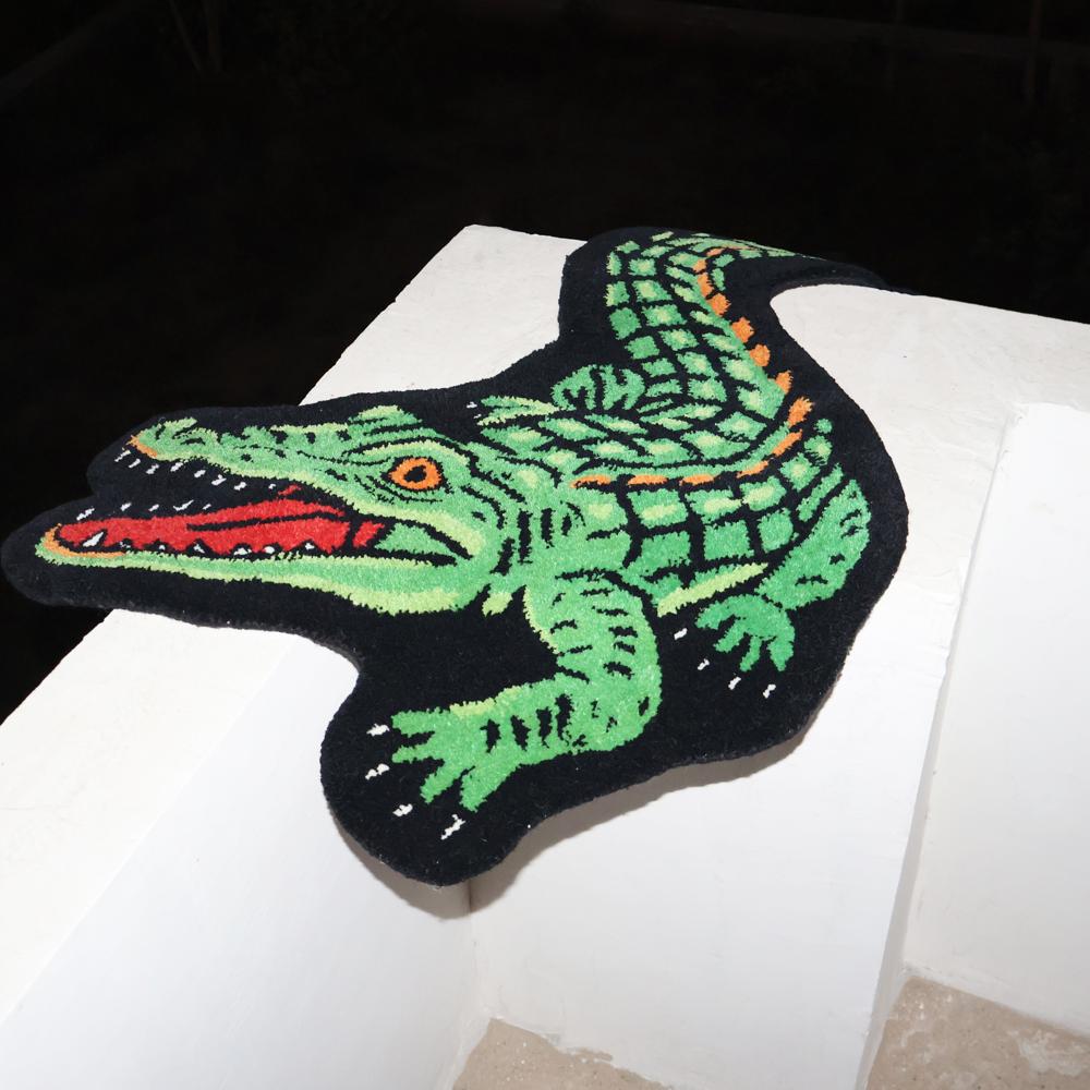 Handmade Wool Tufted Crocodile Rug Custom Animal Shaped Runner Carpet Modern Home Decor