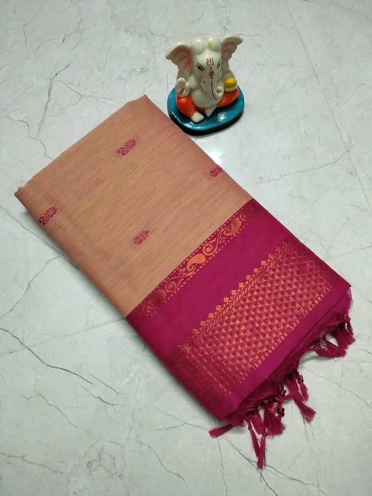 Lata Gadwal Paithani Sarees - Color: Black With Copper Border
