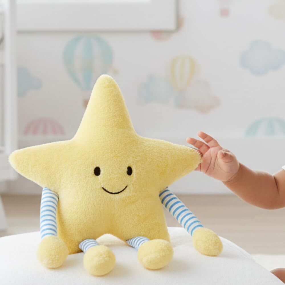 50cm Star Shaped Stuffed Cushion