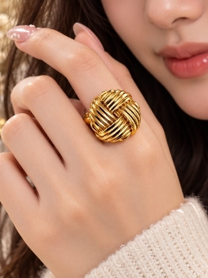 Gold Plated Knot Design Statement Ring - Gender: Women