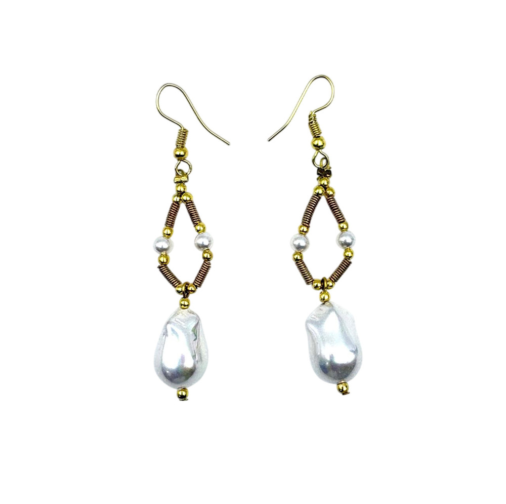 Luna Elegant Teardrop Pearl Earrings