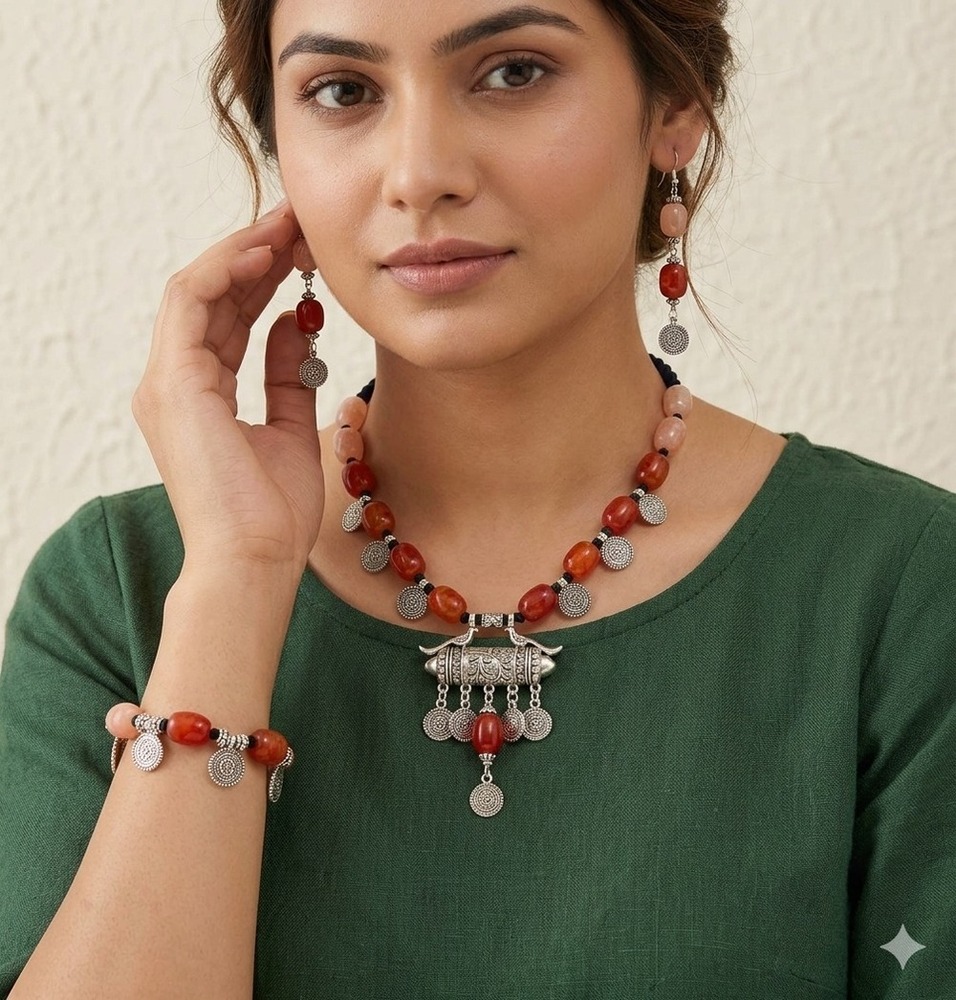 VINTAGE NOMAD DESERT BLOOM NECKLACE SET