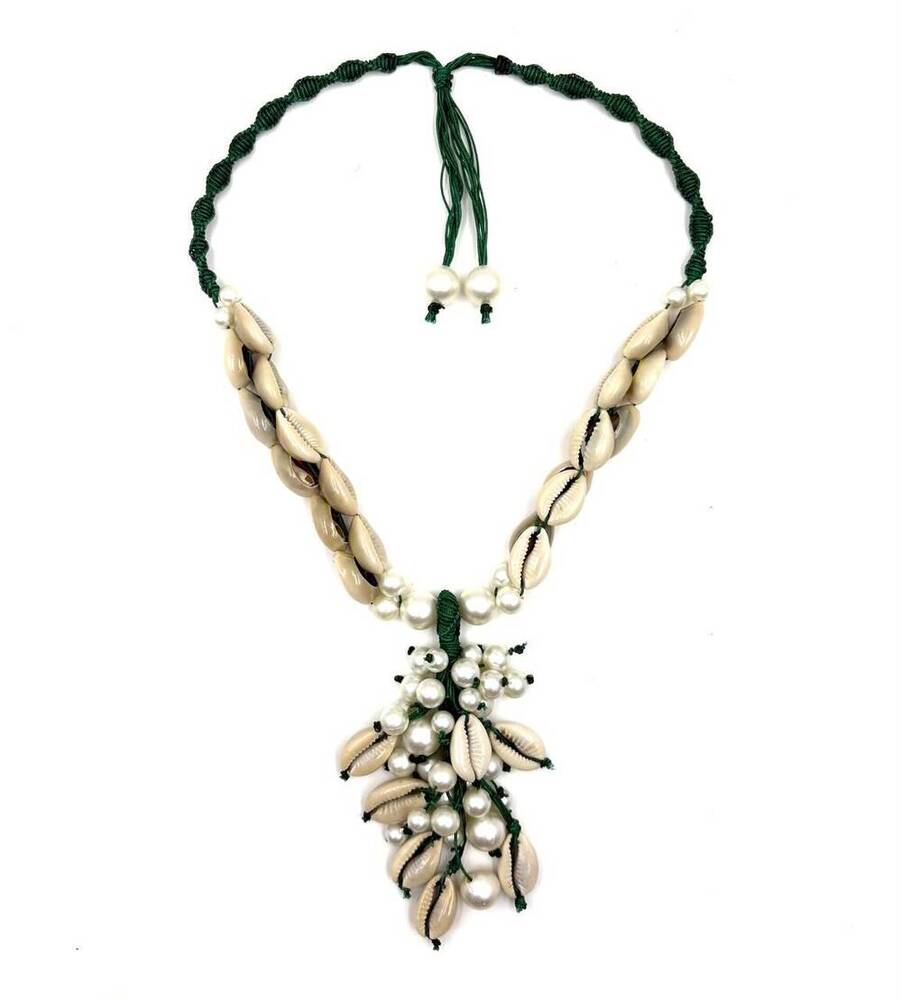 COASTAL BLOOM COWRIE SHELL & PEARL TASSEL NECKLACE