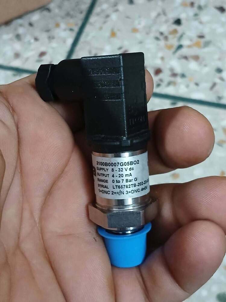 Setra 3100B0007G02B Pressure Transmitter 0-7 Bar