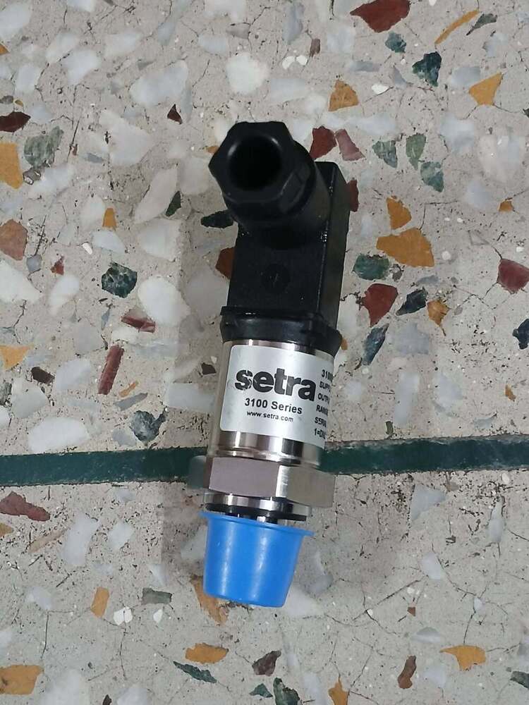 Setra 3100B0007G02B Pressure Transmitter 0-7 Bar