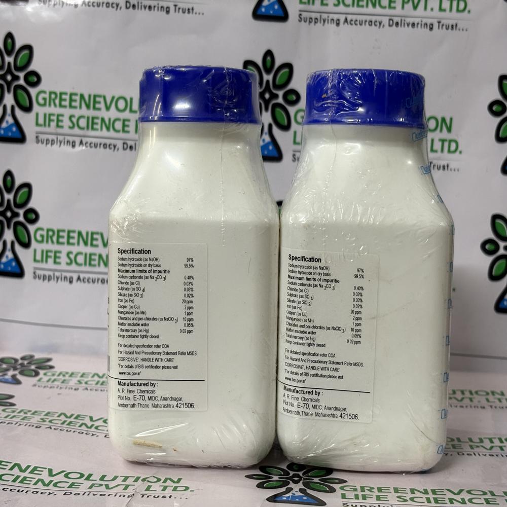 Sodium Hydroxide Flakes SQ 500g