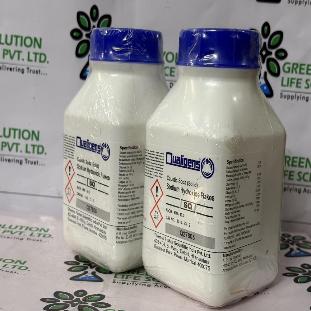 Sodium Hydroxide Flakes SQ 500g