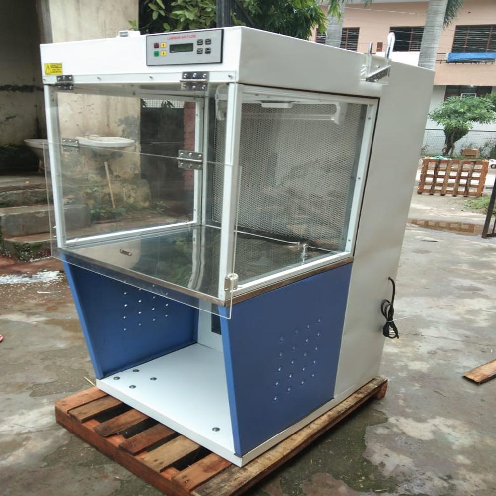 Vertical Laminar Airflow Cabinet