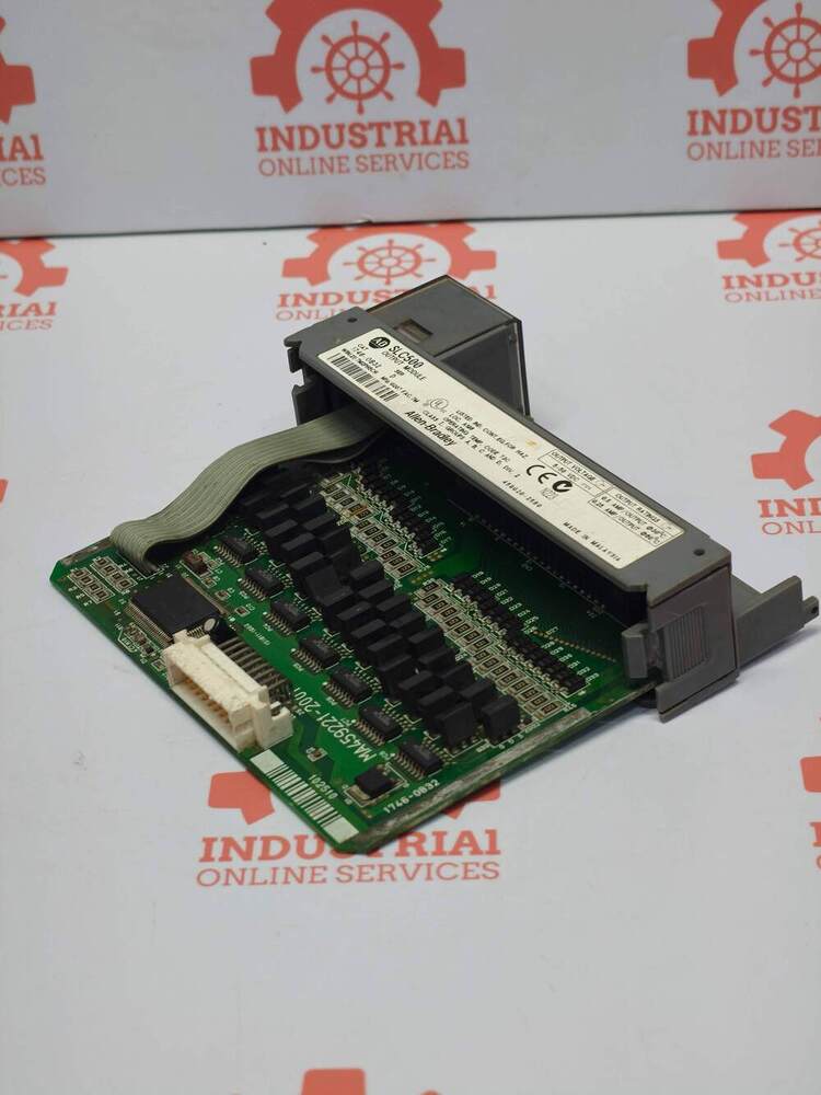 ALLEN BRADLEY 1746-OB32 32-Point, 24V DC Sourcing Digital Output Module