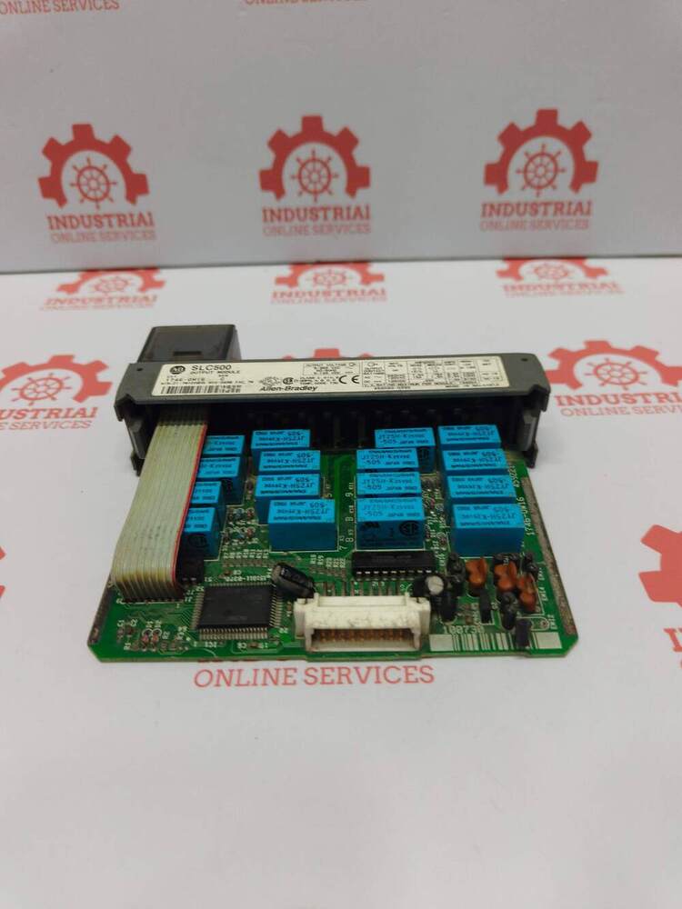 ALLEN BRADLEY 1746-OW16 16-Point Digital Relay Contact Output Module