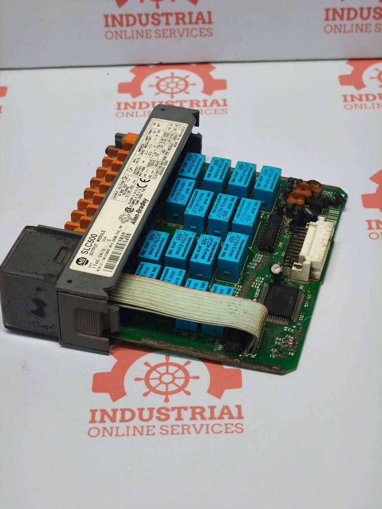 ALLEN BRADLEY 1746-OW16 16-Point Digital Relay Contact Output Module