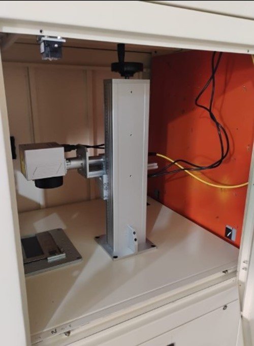 Laser Engraving Machine Enclosure Type - Surface Finish: Powder Coated