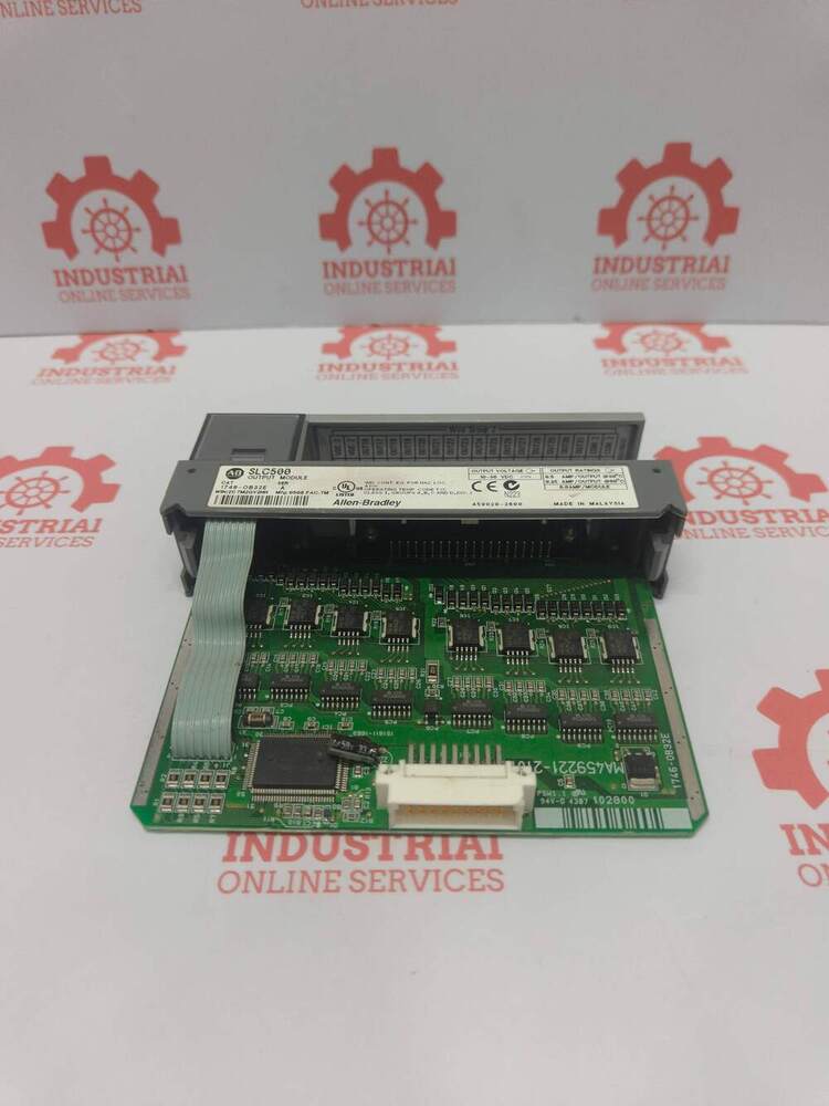 ALLEN BRADLEY 1746-OB32E 32-Point, 24V DC Sourcing Digital Discrete Output Module