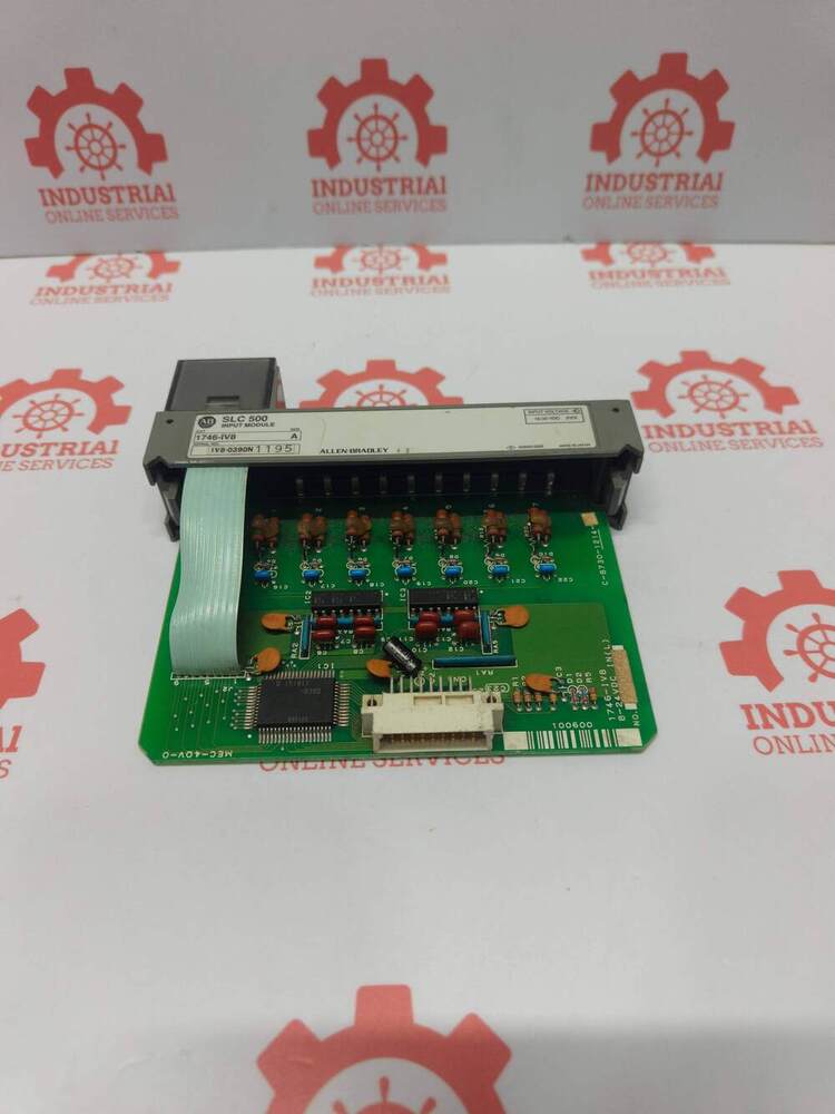 ALLEN BRADLEY 1746-IV8 8-Point Digital Sourcing DC Input Module