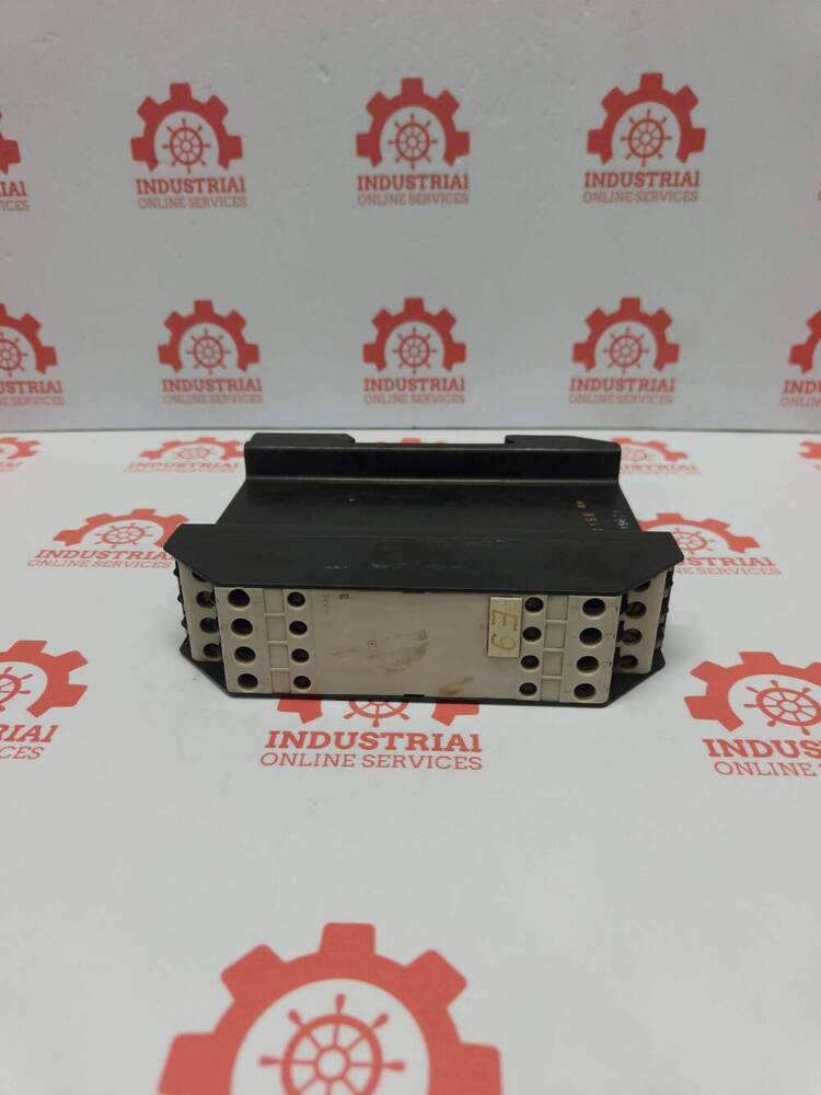 SIEMENS 6ES5400-7AA11 Obsolete 8-Point, 24V DC Digital Input Module