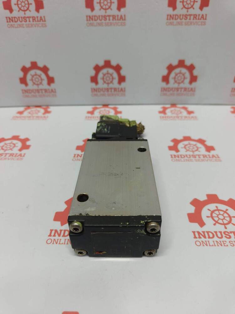 REXROTH MNR 5724550220 Electrically Activated 3/2-Directional Spool Valve