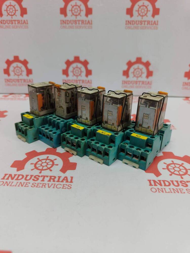 FINDER 55.34.8.230.0040 Miniature Industrial Plug-in Electromagnetic Relay