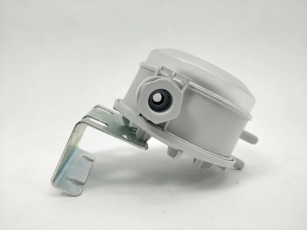 Huba Control 604.9410000 Differential Pressure Switch 500-2000 Pa - Application: Power Plant