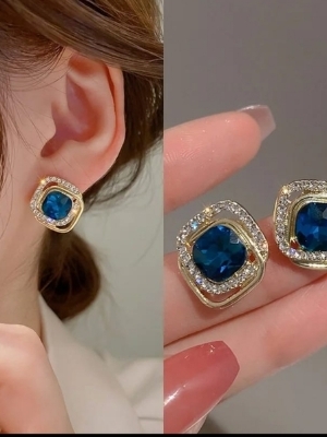 Blue Crystal Square Stud Earrings - Material: Alloy Metal