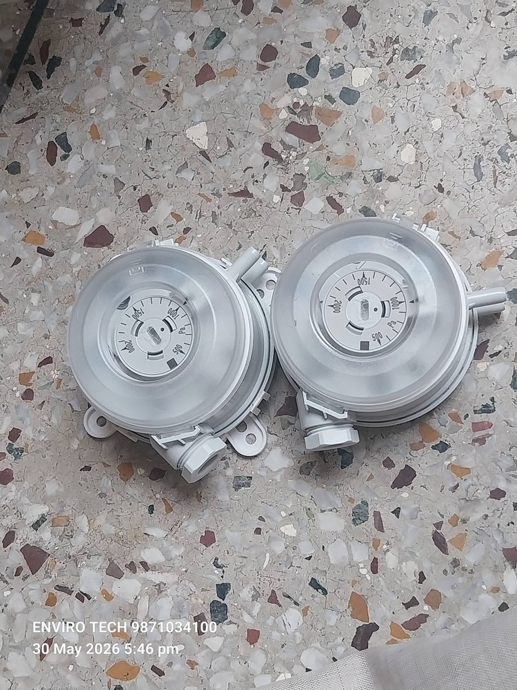 Schneider Electric SPD910-2000Pa Differential Air Pressure Switch