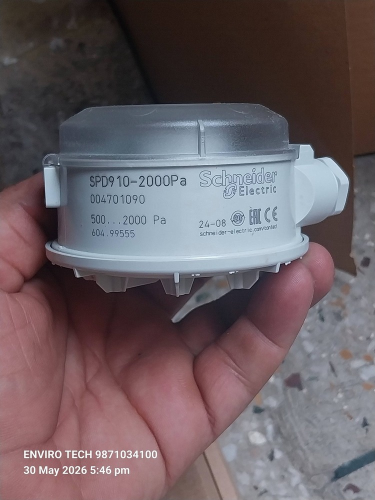 SCHNEIDER ELECTRIC SPD910 Differential Air Pressure Switch