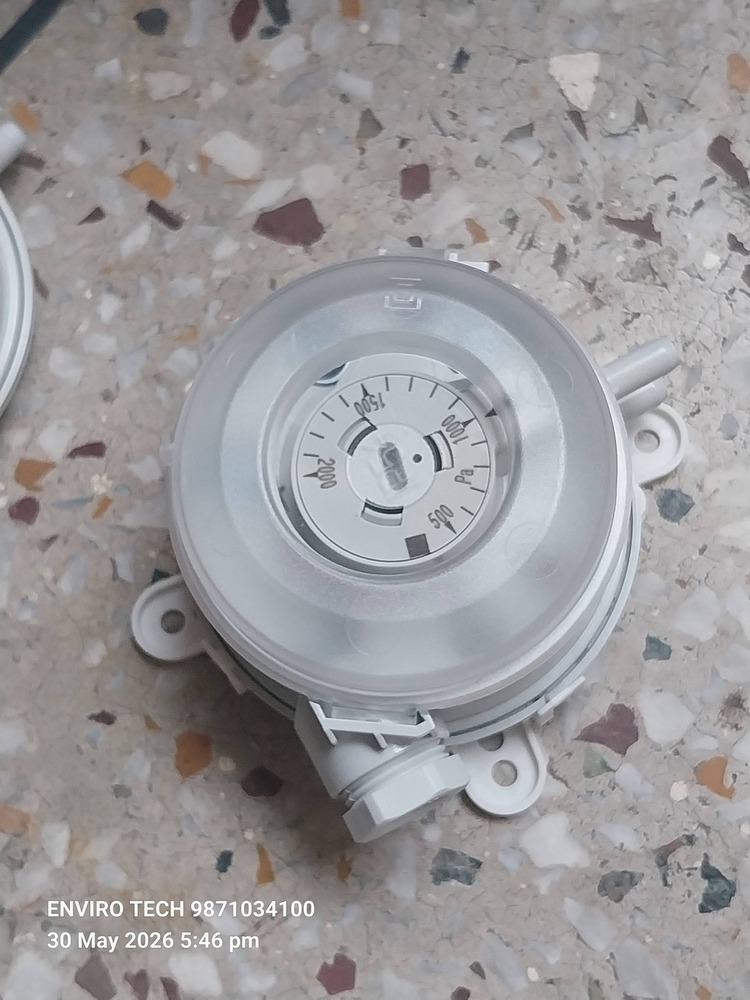 Schneider Electric SPD910-500Pa Differential Air Pressure Switch