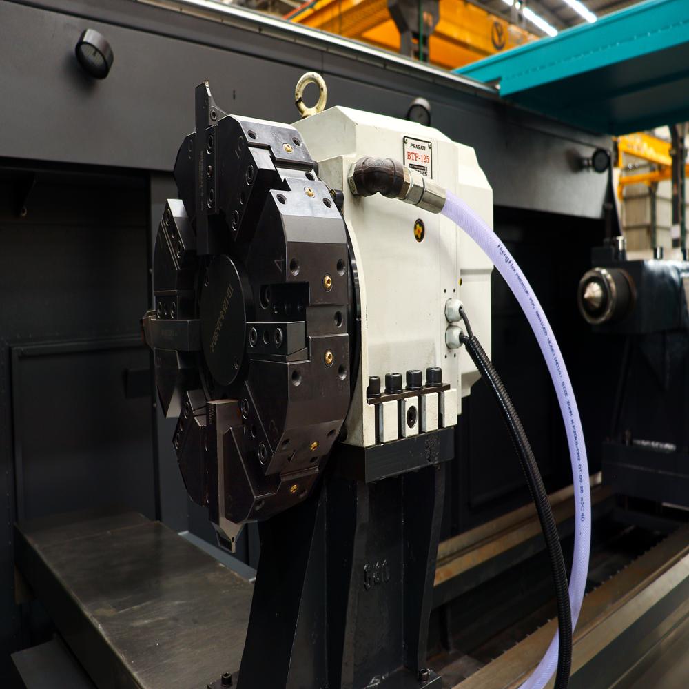 TCP-HX-700X3000 Heavy Duty CNC Lathe Machine 