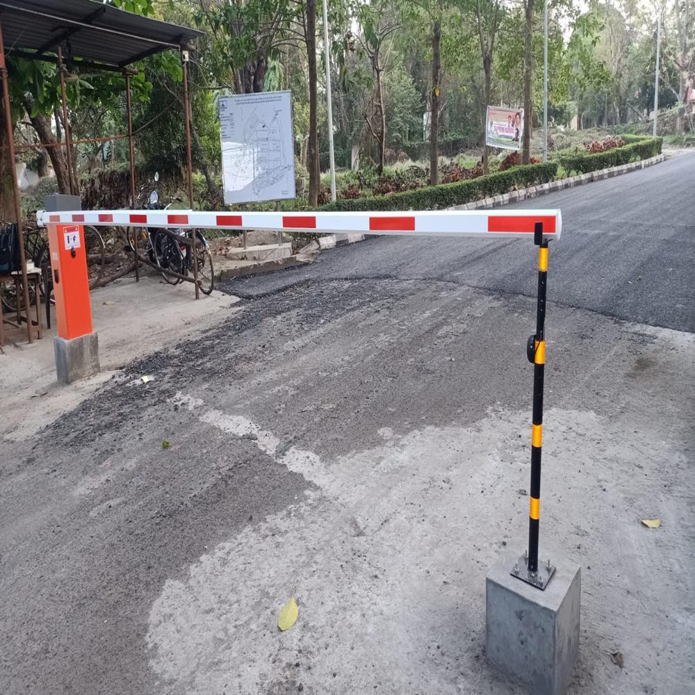 Parking Barrier Gate - Durable Metal Design | Manual Release, Radio Frequency Control, Led Light Options, Obstacle Reversing, Vehicle Loop Detector Support